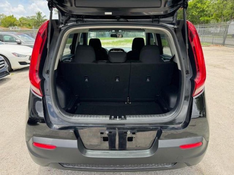 Thumbnail of 2020 Kia Soul Lx with VIN KNDJ23AU4L7028896