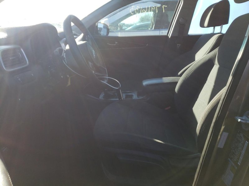 Thumbnail of 2017 Kia Sorento Lx with VIN 5XYPG4A36HG216967